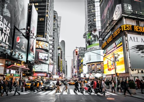 GlobalReach WiFi to Digital OOH Advertising Sites